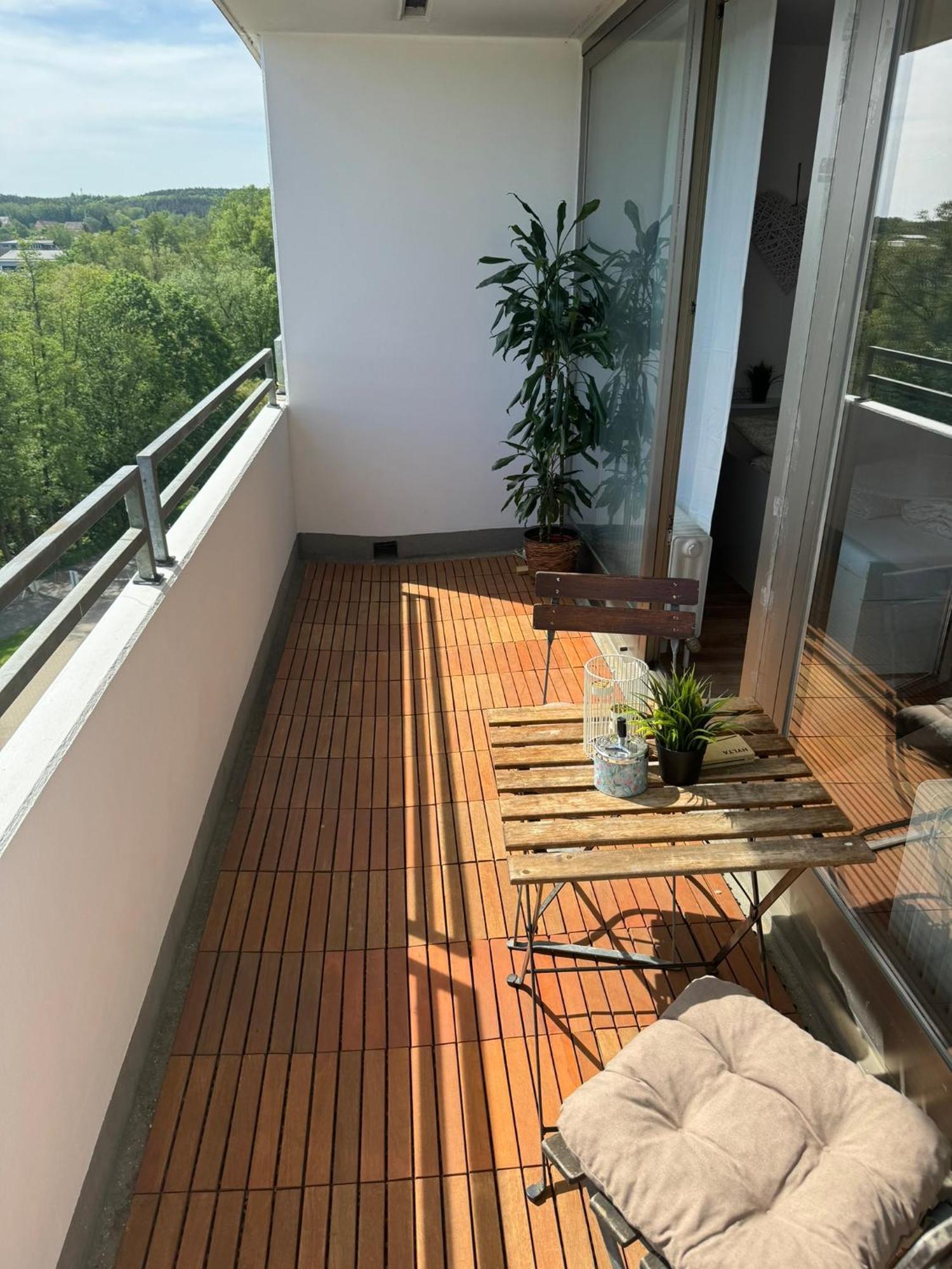 1 Zimmer Wohnung Mit Balkon Und Kueche バイロイト エクステリア 写真